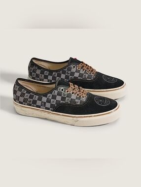 Vans X Space Molly Authentic *NWT*